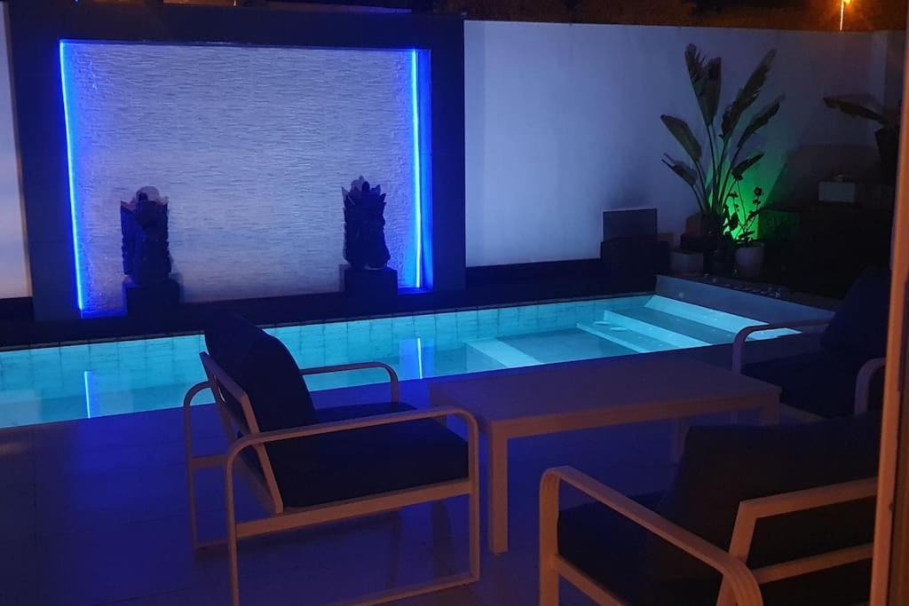 ホテル Modern Zen Bali プエルト・レアル エクステリア 写真