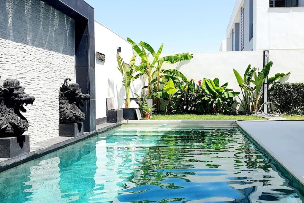 ホテル Modern Zen Bali プエルト・レアル エクステリア 写真